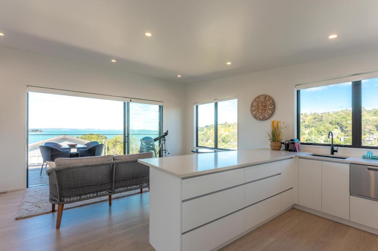 Luna Cottage. Stunning Ocean Views On Waiheke Oneroa Zewnętrze zdjęcie